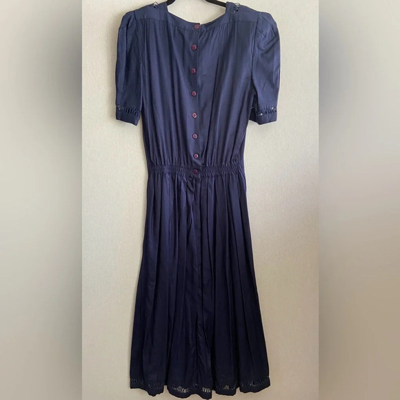 SARAH  ELIZABETH pleated navy blue maxi buttoned back closure sz 10 - Picture 2 of 11